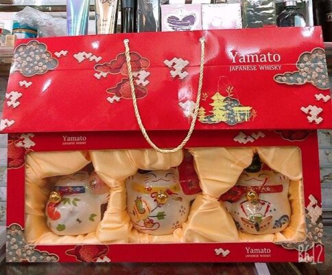 Set-ruou-3-con-meo-Yamato-Japanse-whisky